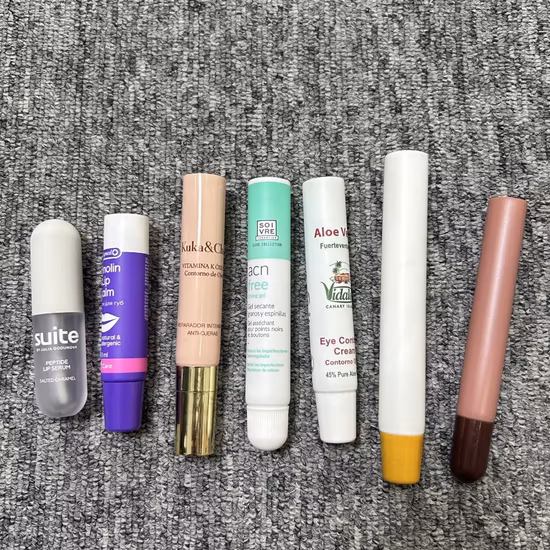 15ml ストレートアングルキャップスクイズリップグロス化粧品包装ソフトチューブ